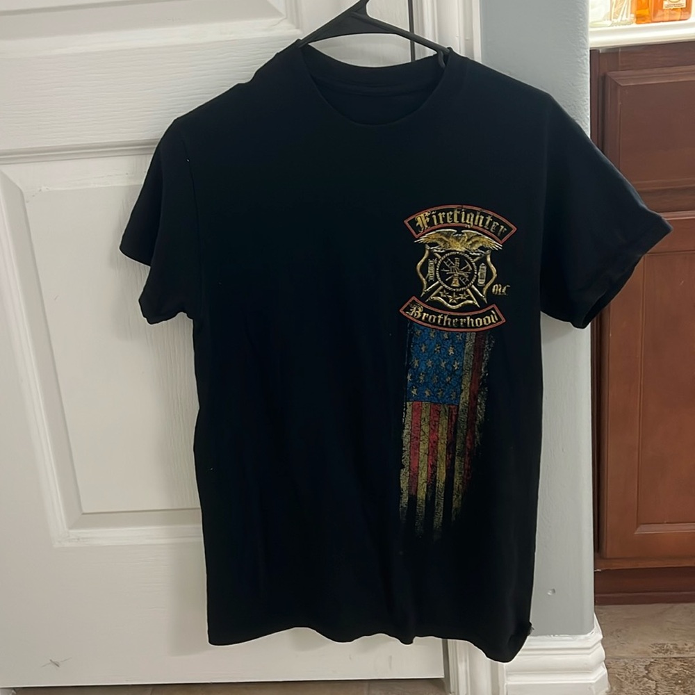 Men’s small tee shirt